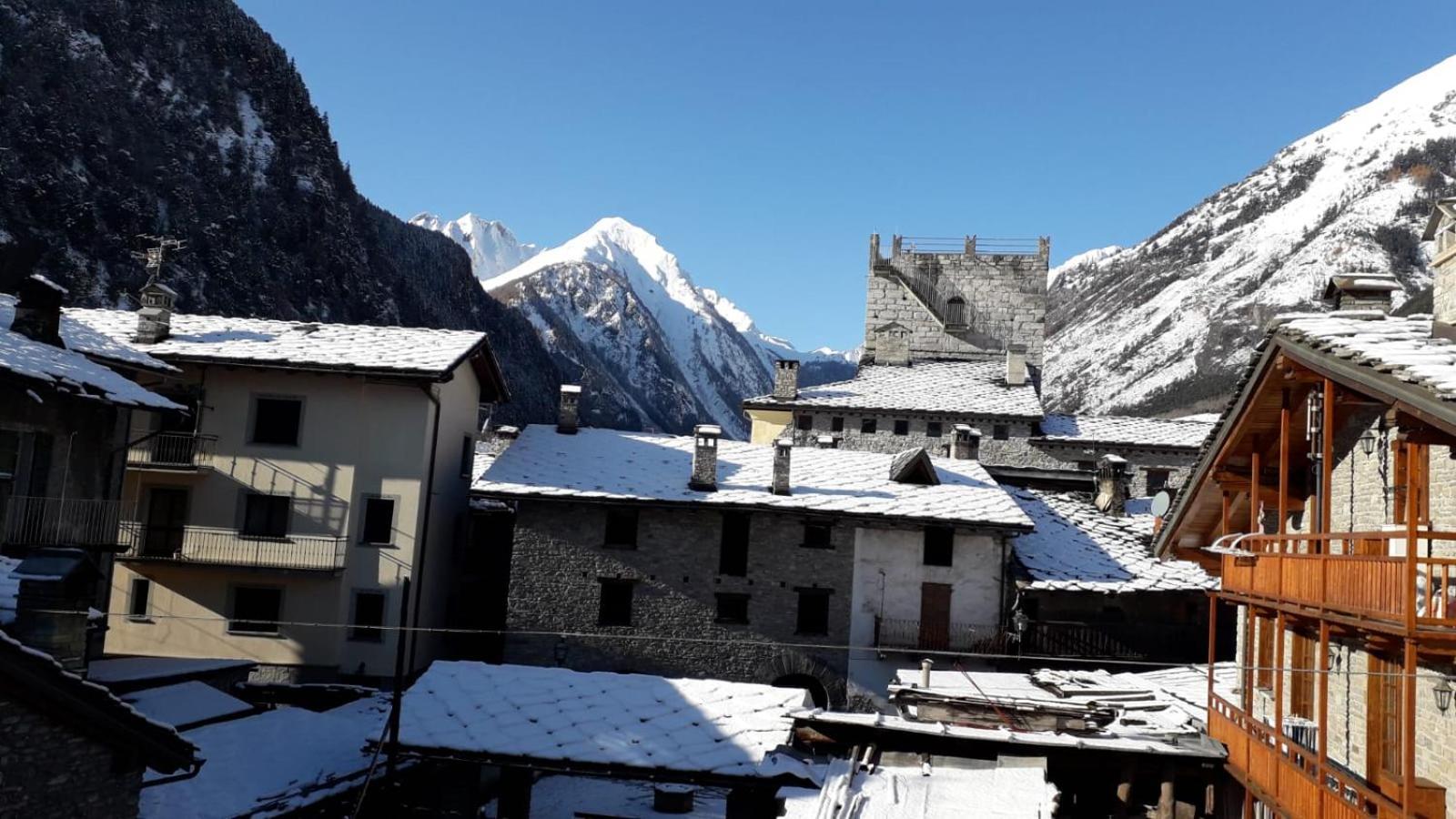 Il Cuore Della Valdigne - Courmayeur-la Thuile- Pre Saint Didier Apartment